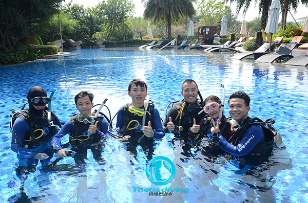 12/12正式上線！PADI 最新課程【休閑潛水員Resort Diver】 丨 一天拿證，潛遍全球